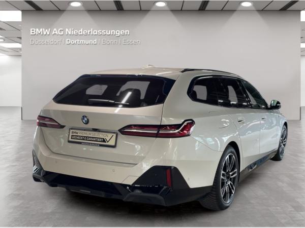BMW 520 d xDrive Touring M Sport AHK / Standheizung inkl. Winterräder