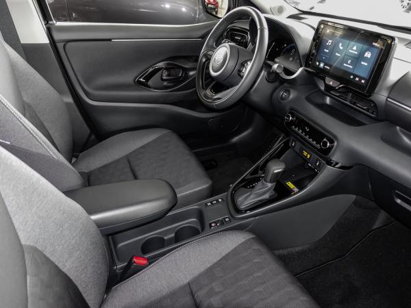 Toyota Yaris Hybrid Teamplayer +Comfort P. +div.Farben+0,99%