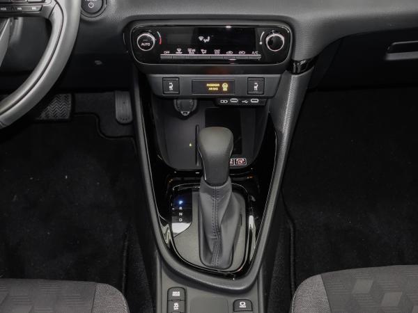 Toyota Yaris Hybrid Teamplayer +Comfort P. +div.Farben+0,99%