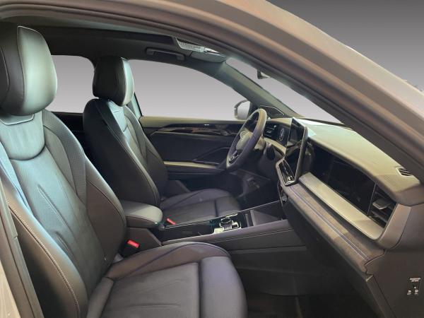 Volkswagen Tayron R-Line 2.0 TDI 142kW DSG 4MOTION