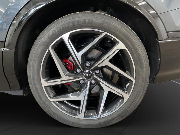 Audi Q6 e-tron S line LED LM 21" Navi PDC vo+hi ACC