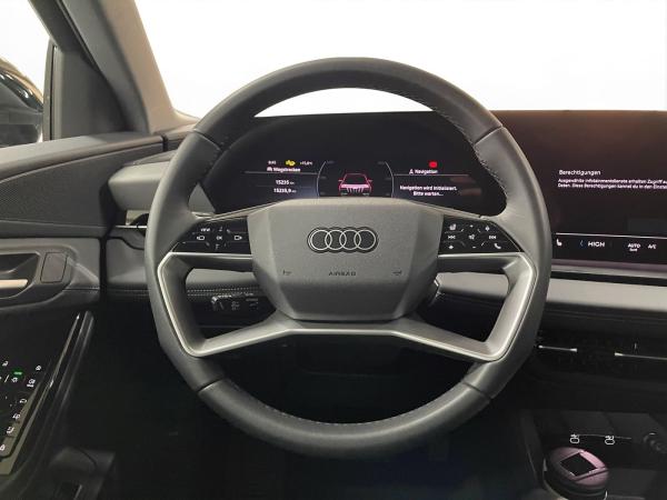 Audi Q6 e-tron S line LED LM 21" Navi PDC vo+hi ACC
