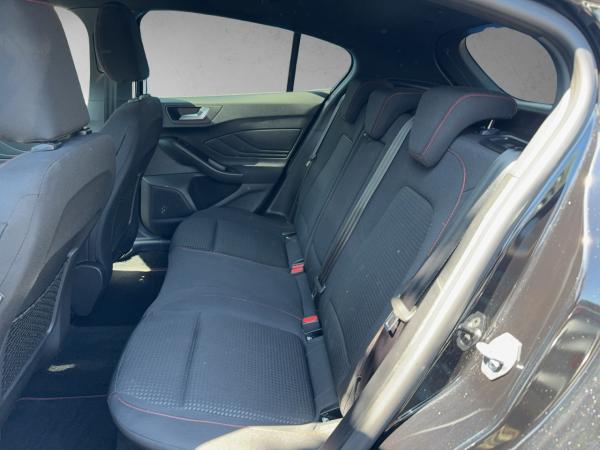 Ford Focus ST-Line X Automatik Sportpaket Bluetooth LED