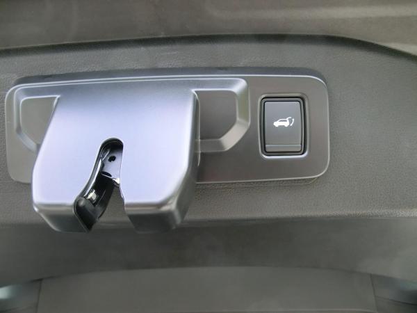 Renault Espace 6 Iconic Full Hybrid E-Tech 200 7-Sitzer