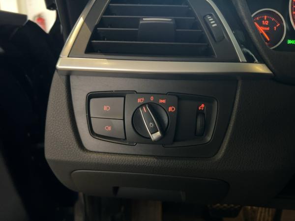 BMW 430 d Coupe Sport Line HuD Kamera Leder Sitzhzg BMW 430 d Coupe Sport Line HuD Kamera Leder Sitzhzg