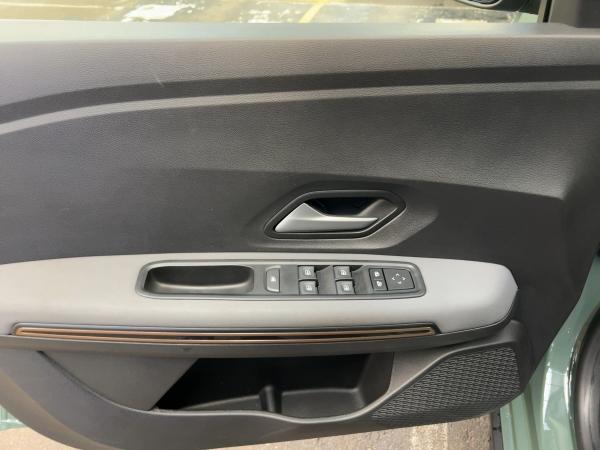 Dacia Jogger EXTREME+ TCE 110 7-SITZER KAMERA