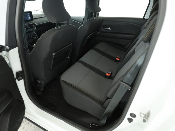 Dacia Jogger Extreme+ TCe 110 7-Sitzer SHZ PDC KLIMA A