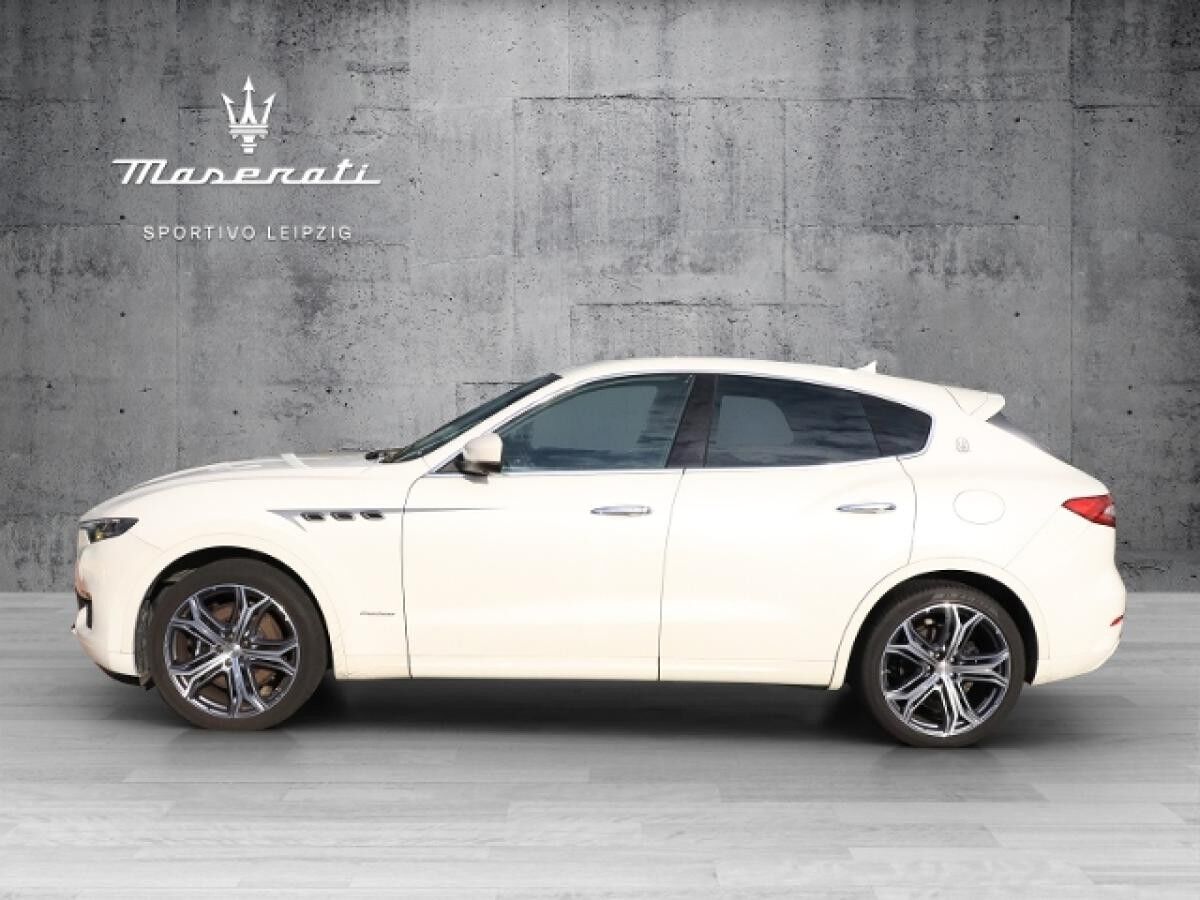 Maserati Levante / Q4 GranLusso MY 19 // Matrixlicht