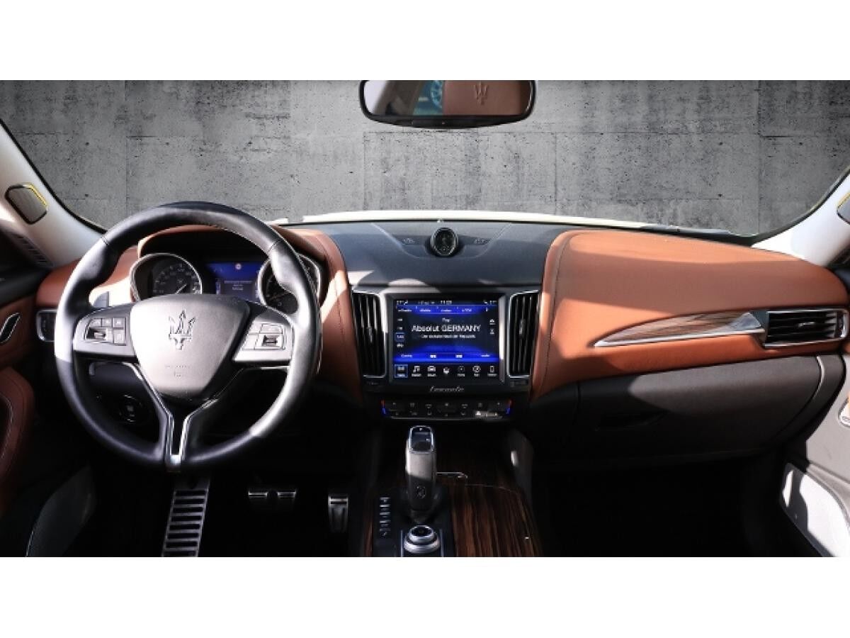 Maserati Levante / Q4 GranLusso MY 19 // Matrixlicht