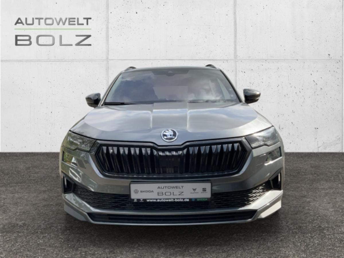 Skoda Karoq Sportline 1.5 TSI Pano Navi Leder Kamera Memory Sitze LED