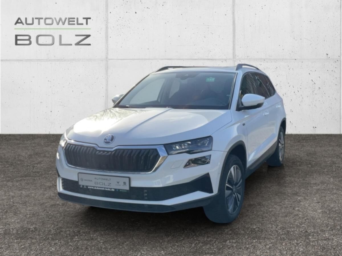 Skoda Karoq Selection 1.5 TSI AHK Pano Navi DigiCock Memory Sitze LED