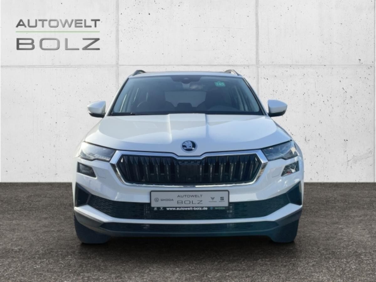 Skoda Karoq Selection 1.5 TSI AHK Pano Navi DigiCock Memory Sitze LED