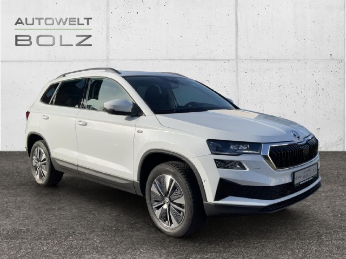 Skoda Karoq Selection 1.5 TSI AHK Pano Navi DigiCock Memory Sitze LED
